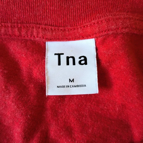 Aritzia Tna Cropped Boxy Tee – Red, Size M #158 - Picture 4 of 6